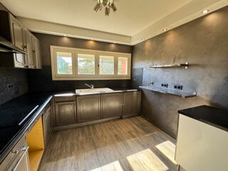  Appartement  vendre 4 pices 85 m