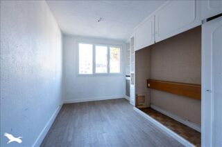  Appartement  vendre 4 pices 65 m