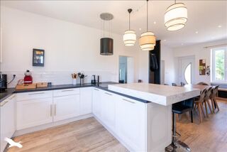  Maison  vendre 6 pices 200 m