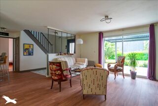  Maison  vendre 6 pices 196 m