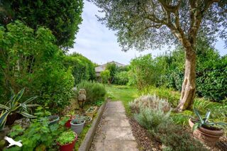  Maison  vendre 9 pices 210 m