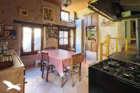   Maison en pierre de 4 pi�ces principales Maison - 4 pi�ce(s) - 133 m�