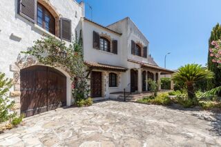  Maison  vendre 8 pices 200 m