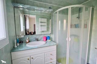  Maison  vendre 6 pices 170 m