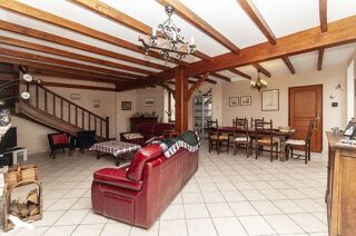  Maison  vendre 7 pices 220 m