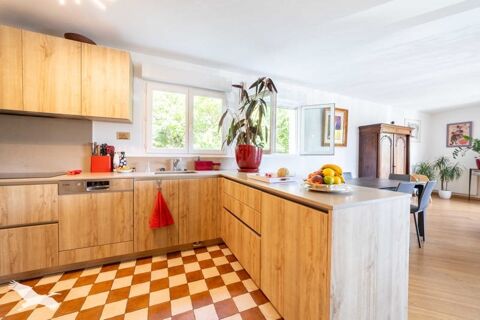   Appartement de 4 pi�ces principales Appartement - 4 pi�ce(s) - 94 m�