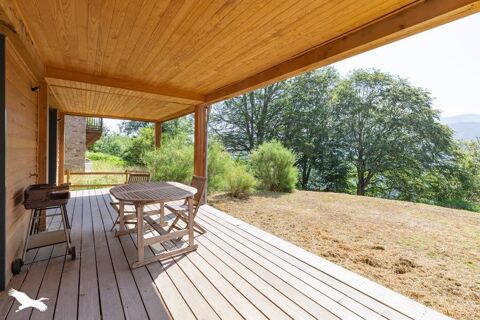   Chalet de 5 pi�ces principales Maison - 5 pi�ce(s) - 178 m�