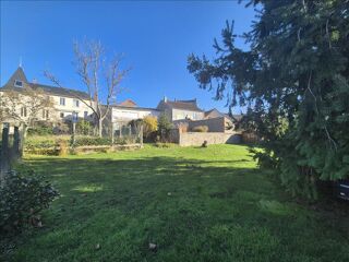  Appartement  vendre 8 pices 194 m Neris les bains