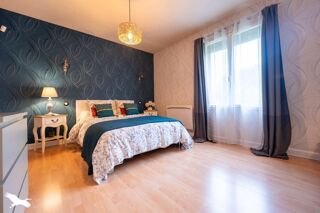  Maison  vendre 10 pices 200 m