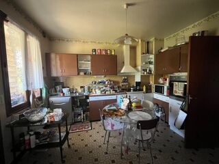  Maison  vendre 9 pices 210 m