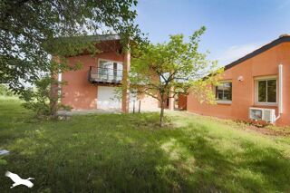  Maison  vendre 7 pices 205 m