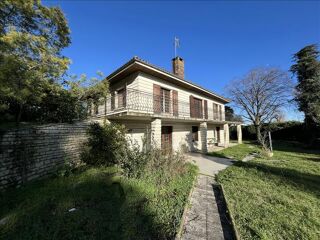  Maison  vendre 9 pices 139 m