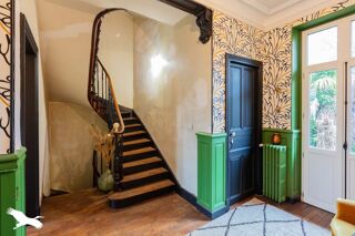  Maison  vendre 6 pices 210 m