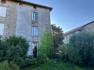  Maison  vendre 7 pices 230 m