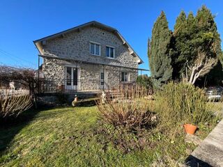  Maison  vendre 7 pices 195 m