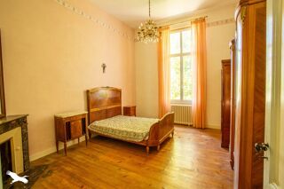  Maison  vendre 6 pices 240 m