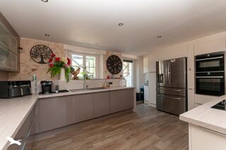  Maison  vendre 6 pices 228 m