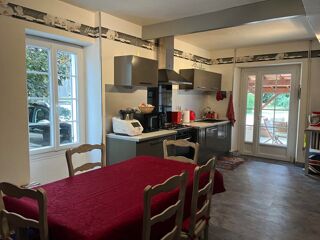  Maison  vendre 6 pices 145 m