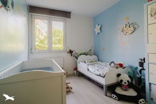  Appartement  vendre 4 pices 82 m