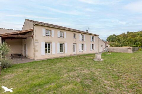   Longre de 6 pices principales Maison - 6 pice(s) - 160 m