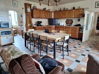  Maison  vendre 7 pices 264 m