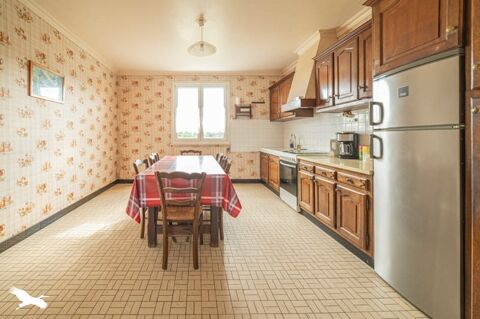   Maison de 7 pices principales Maison - 7 pice(s) - 125 m