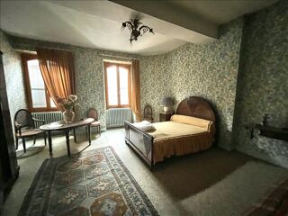  Maison  vendre 15 + pices 300 m