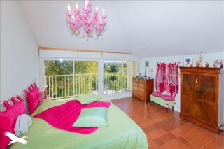  Maison  vendre 10 pices 300 m