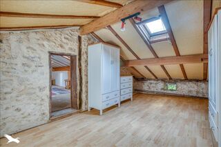  Maison  vendre 8 pices 260 m