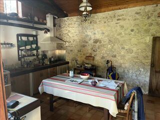  Maison  vendre 6 pices 264 m