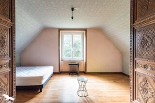  Maison � vendre 9 pi�ces 258 m�