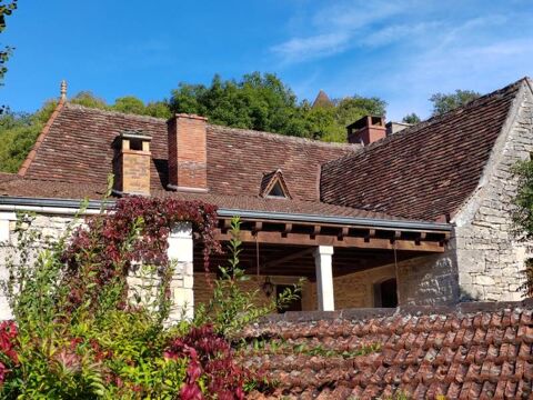   Maison en pierre de 7 pices principales Maison - 7 pice(s) - 153 m