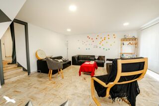  Immeuble  vendre 260 m