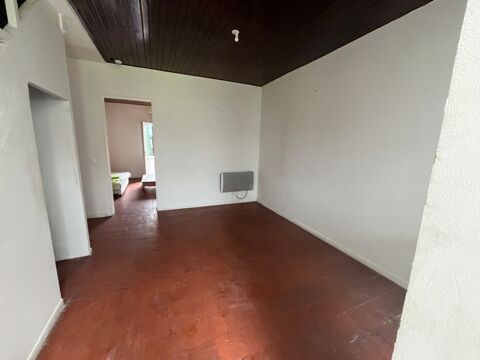   Maison de bourg de 3 pices principales Maison - 3 pice(s) - 70 m