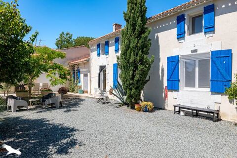   Charentaise de 6 pices principales Maison - 6 pice(s) - 239 m