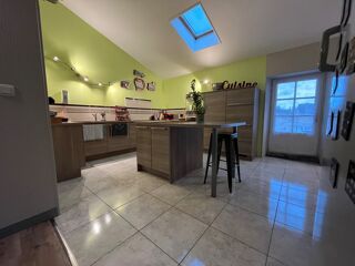  Immeuble  vendre 548 m