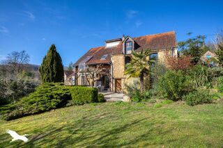  Maison  vendre 8 pices 185 m