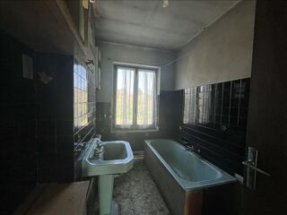  Maison  vendre 4 pices 324 m