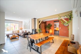  Maison  vendre 9 pices 215 m