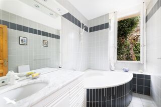  Maison  vendre 11 pices 354 m