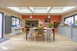  Maison  vendre 6 pices 198 m