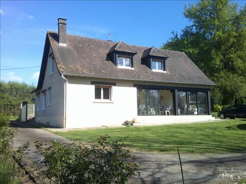   Pavillon de 7 pices principales Maison - 7 pice(s) - 244 m