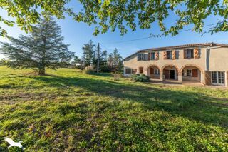  Maison  vendre 5 pices 205 m