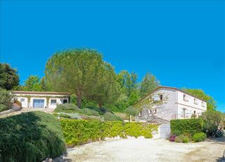  Maison � vendre 9 pi�ces 235 m�