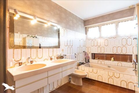  Maison  vendre 6 pices 205 m