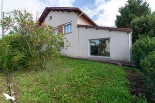  Maison  vendre 7 pices 204 m
