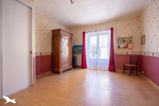  Maison  vendre 3 pices 220 m