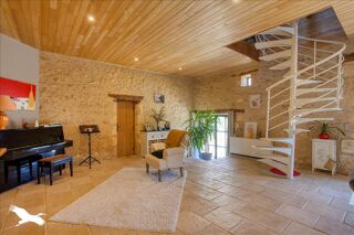  Maison  vendre 6 pices 250 m