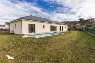  Maison  vendre 6 pices 144 m