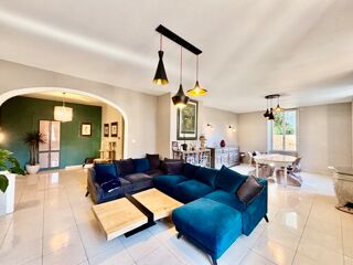  Maison  vendre 6 pices 158 m